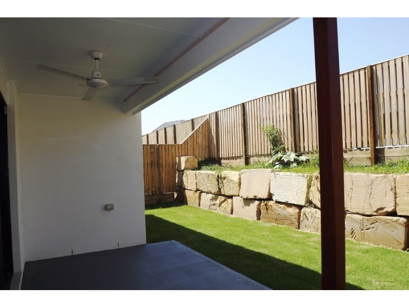 11 Hill Drive, Pimpama QLD 4209