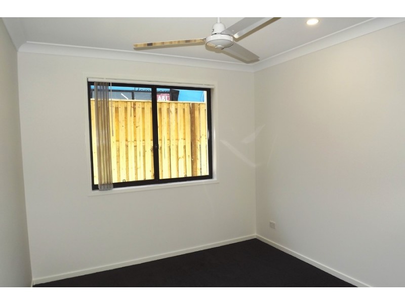 11 Hill Drive, Pimpama QLD 4209