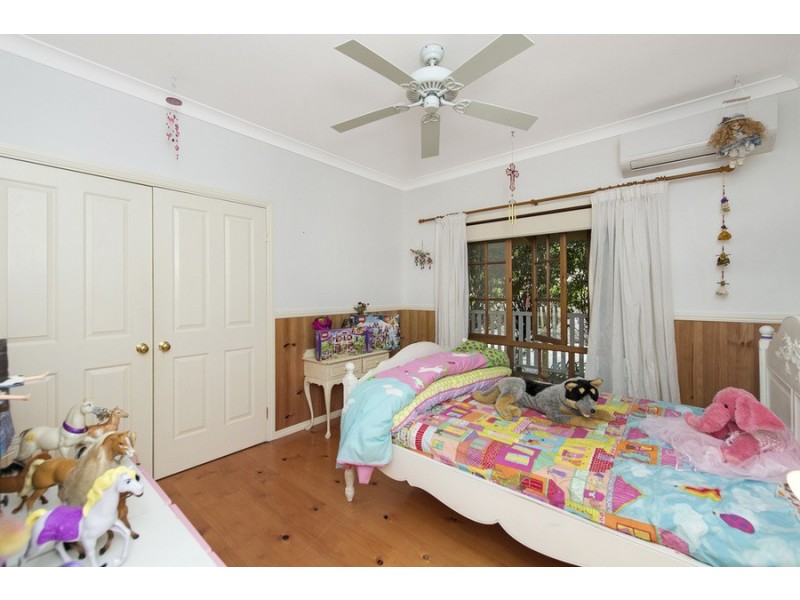 916 Tamborine-Oxenford Road, Wongawallan QLD 4210