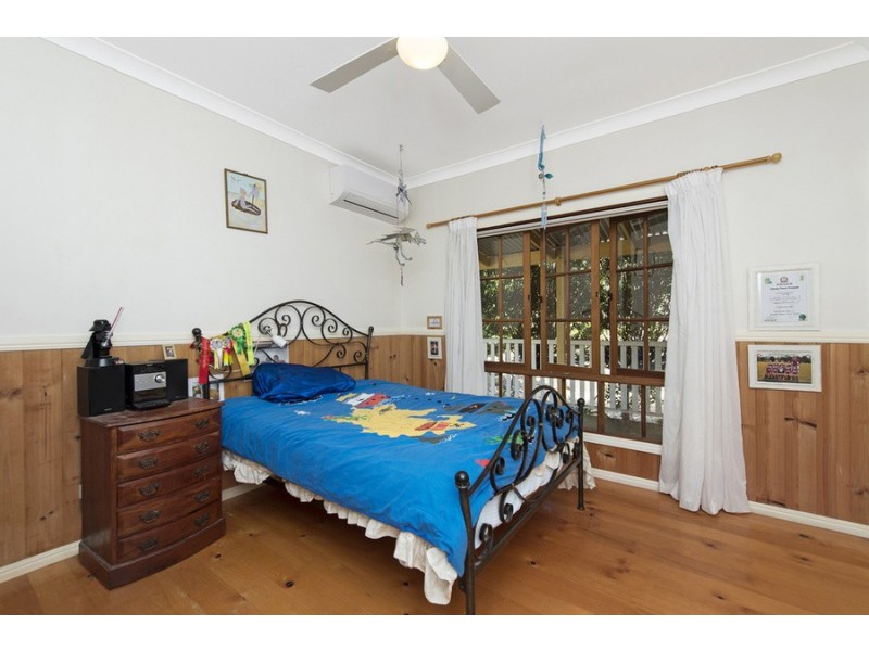 916 Tamborine-Oxenford Road, Wongawallan QLD 4210