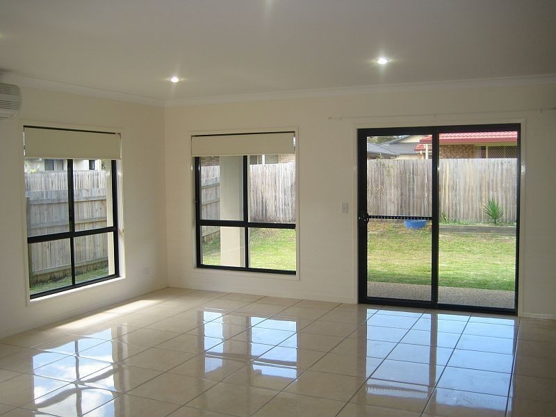 5 Cranberrie Crescent, Pimpama QLD 4209