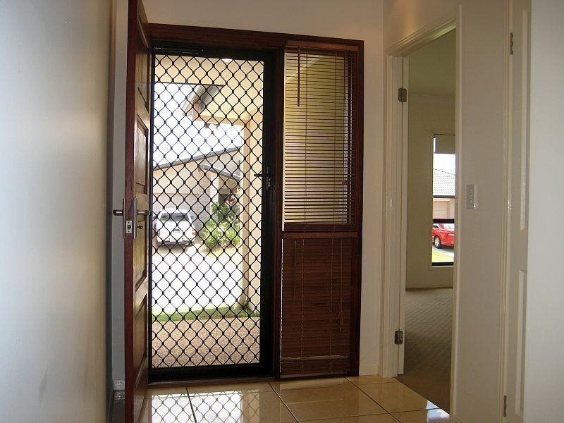 5 Cranberrie Crescent, Pimpama QLD 4209