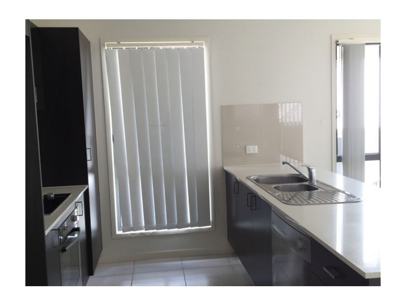 30 Wildflower Circuit, Upper Coomera QLD 4209