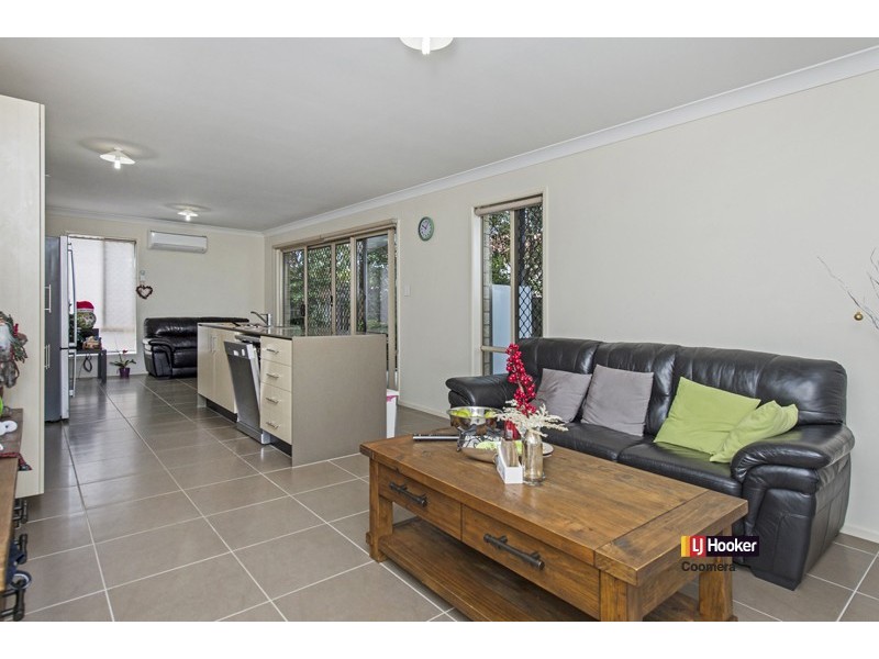 2/3 Silver Gull Street, Coomera QLD 4209