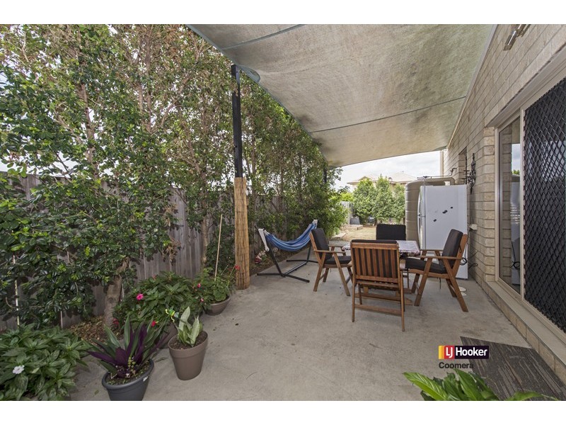 2/3 Silver Gull Street, Coomera QLD 4209