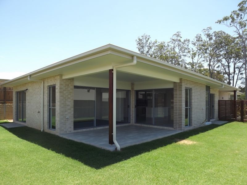 17 Red Gum Terrace, Coomera QLD 4209