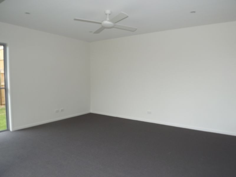 17 Red Gum Terrace, Coomera QLD 4209