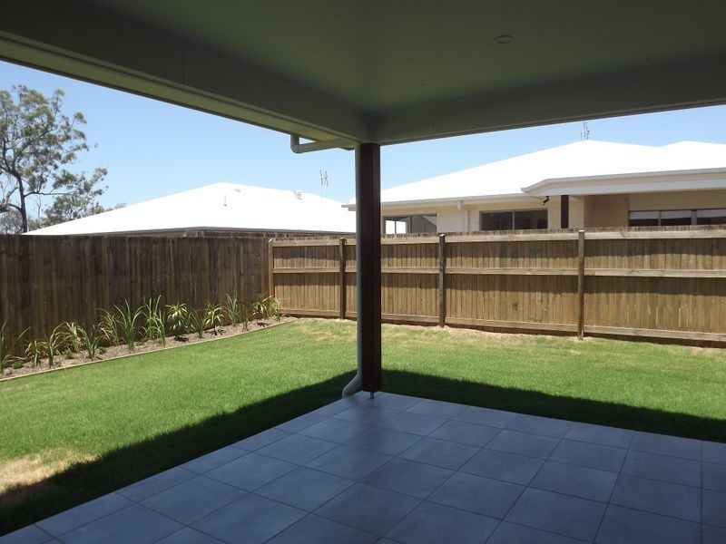 17 Red Gum Terrace, Coomera QLD 4209