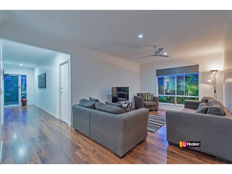8 Benz Link, Upper Coomera QLD 4209