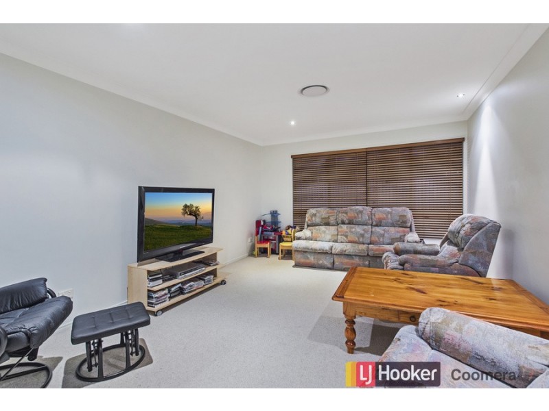 22 Ceil Circuit, Coomera Waters QLD 4209