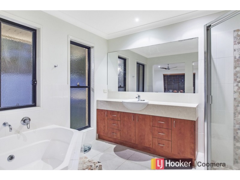 22 Ceil Circuit, Coomera Waters QLD 4209