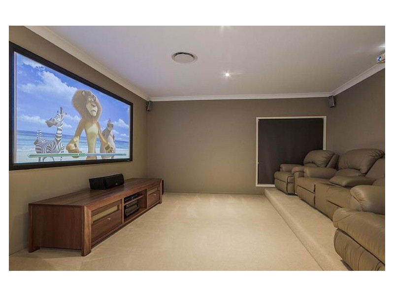 13 Beau Geste Place, Coomera Waters QLD 4209