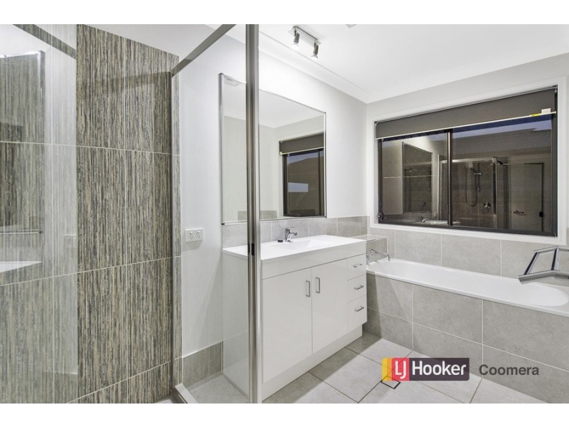 25 Wimmera Crescent, Upper Coomera QLD 4209