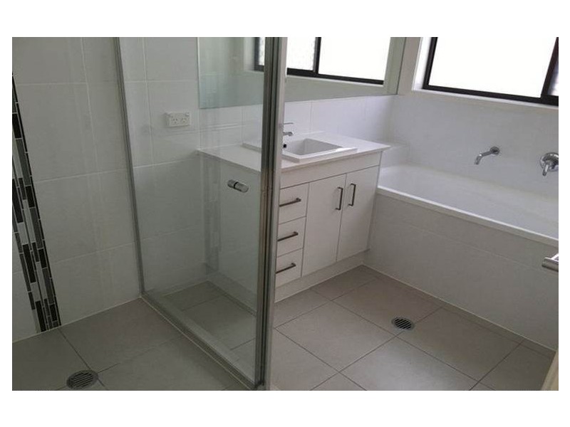 14 Butcher Bird Circuit, Upper Coomera QLD 4209