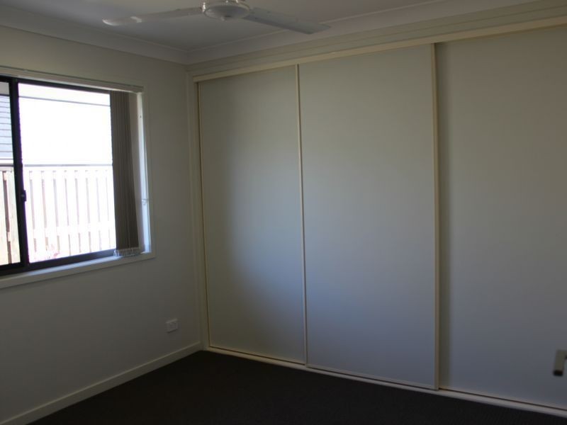 10 Yarrambat Rise, Upper Coomera QLD 4209