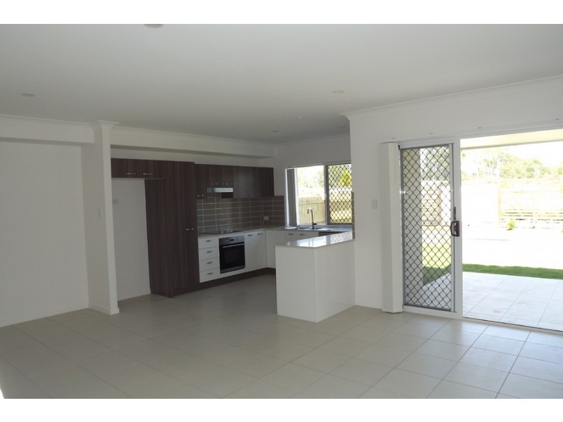 3/46 Gunther Avenue, Coomera QLD 4209