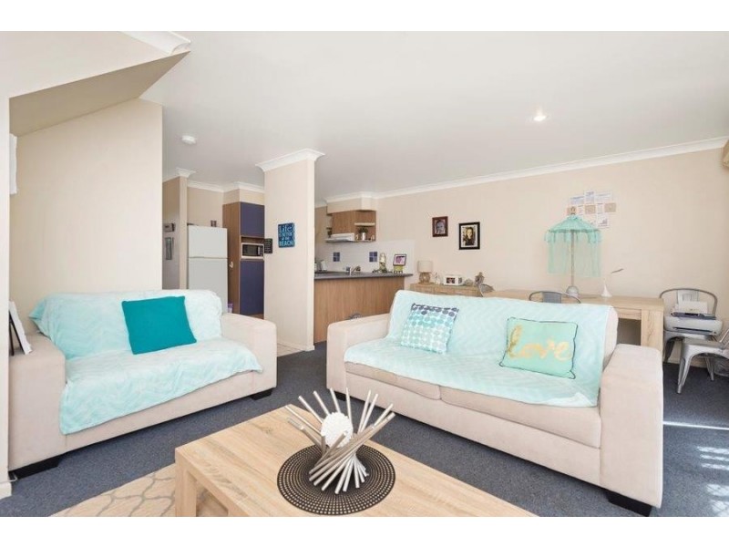 72/60 Beattie Road, Coomera QLD 4209