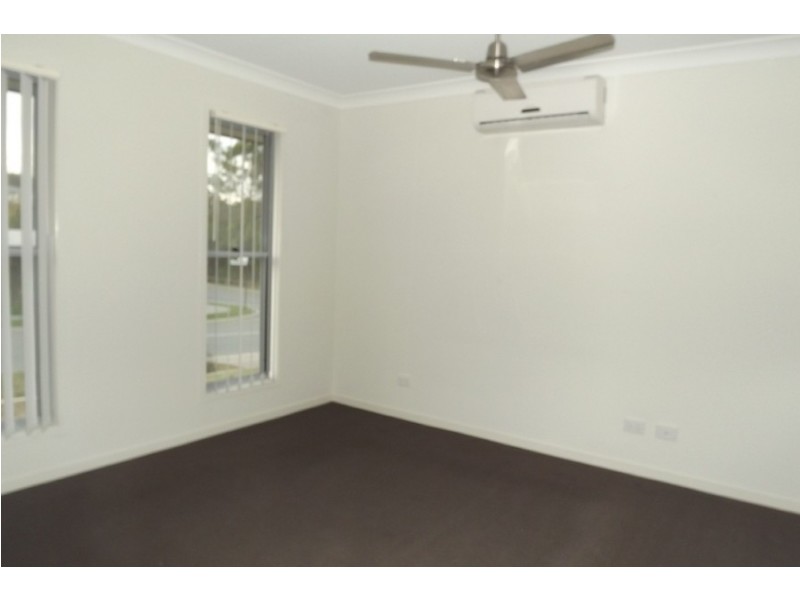 4 Yarrambat Rise, Upper Coomera QLD 4209