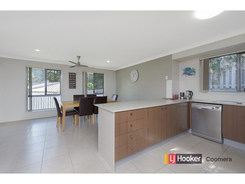 5 Portimao Court, Oxenford QLD 4210