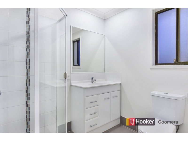 3 Macleay Circuit, Upper Coomera QLD 4209