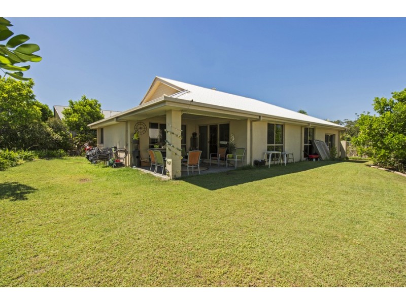 8 First Light Court, Coomera Waters QLD 4209