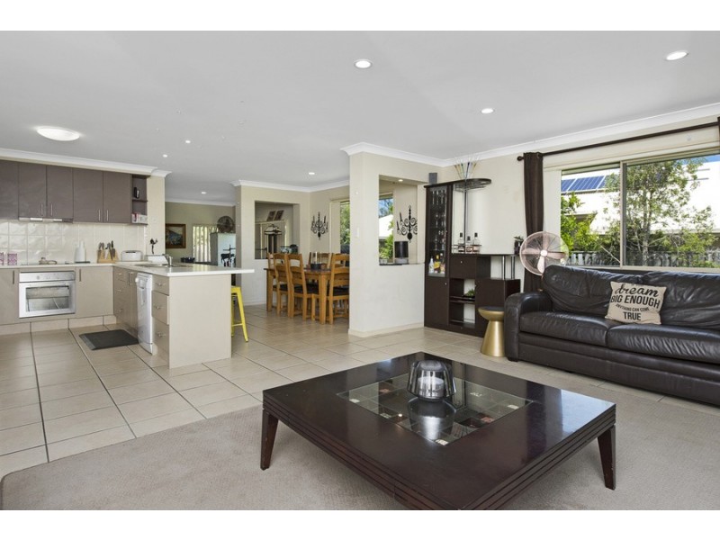 8 First Light Court, Coomera Waters QLD 4209