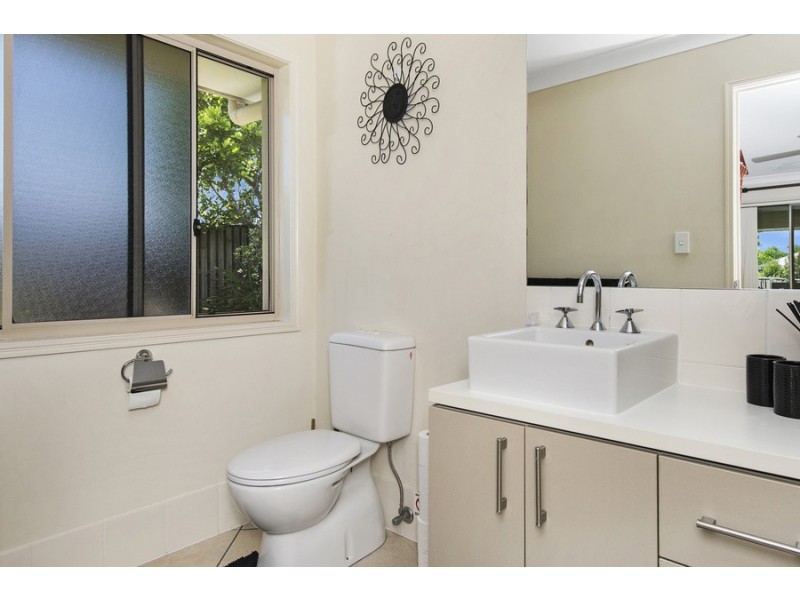 8 First Light Court, Coomera Waters QLD 4209