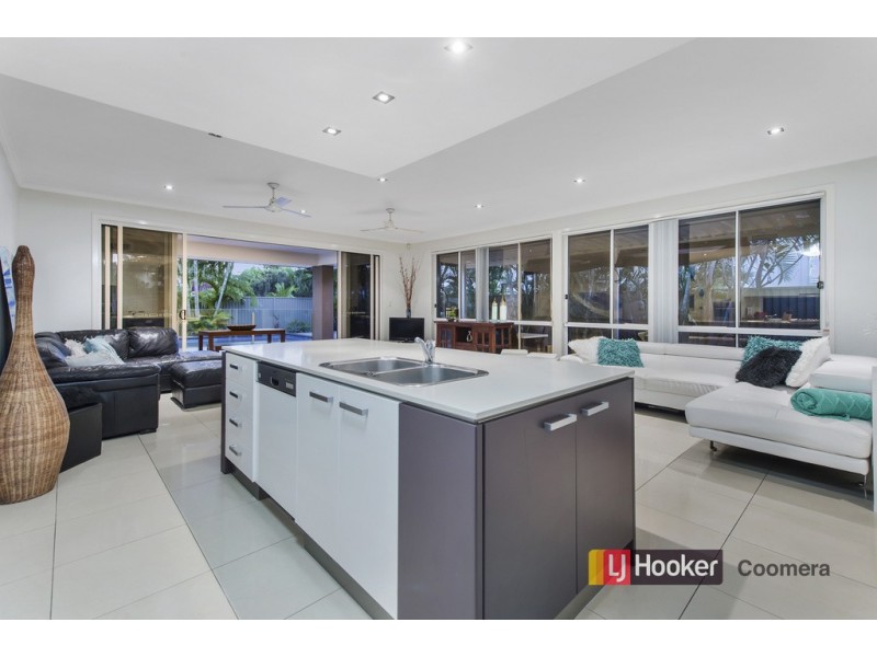 7 The Close, Helensvale QLD 4212