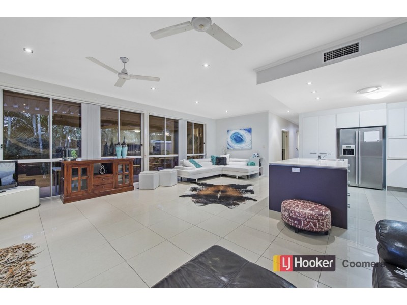 7 The Close, Helensvale QLD 4212