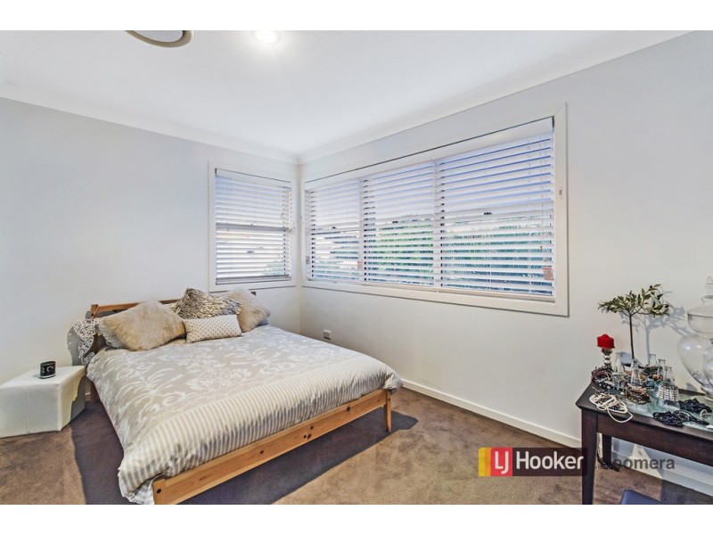 7 The Close, Helensvale QLD 4212