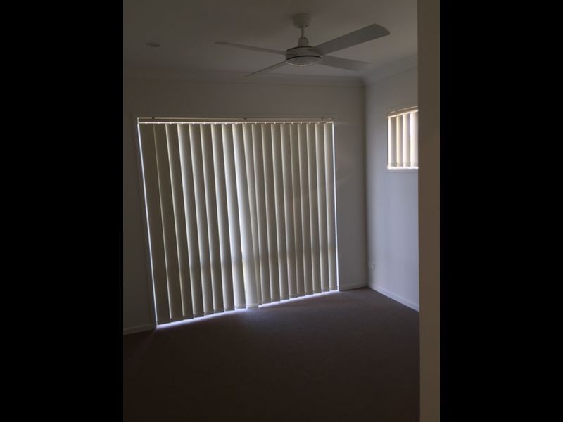 17 Paperbark Crescent, Coomera QLD 4209