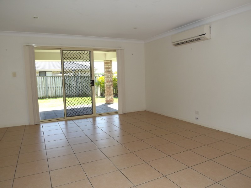 6 Flight Road, Upper Coomera QLD 4209