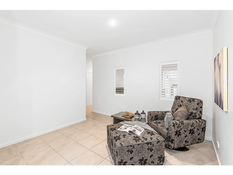 10 Boambillee Drive, Coomera Waters QLD 4209