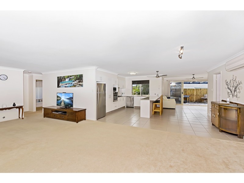 1/23 Bella Boulevard, Pimpama QLD 4209