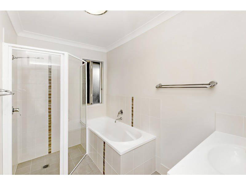 1/23 Bella Boulevard, Pimpama QLD 4209