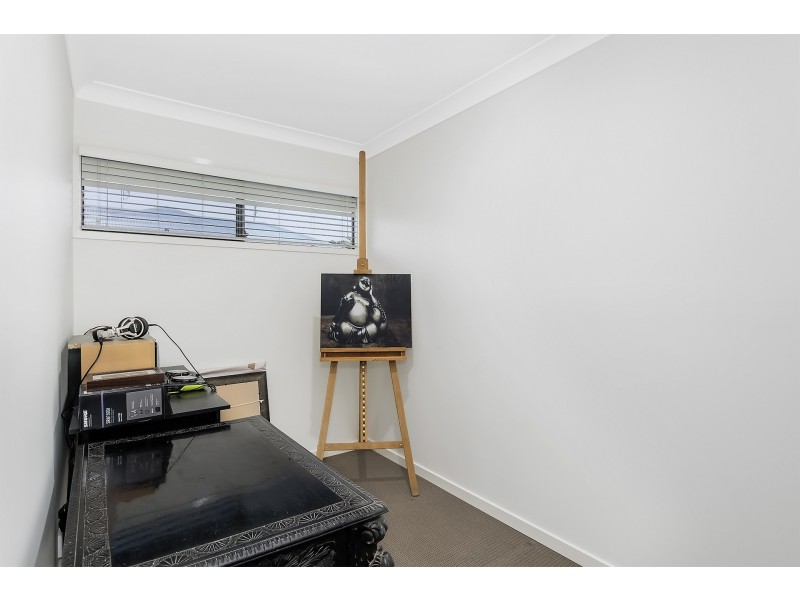 2/14 Filbert Street, Upper Coomera QLD 4209