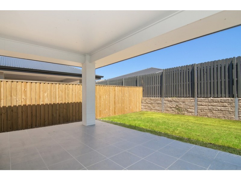 43 Baldwin Crescent, Pimpama QLD 4209