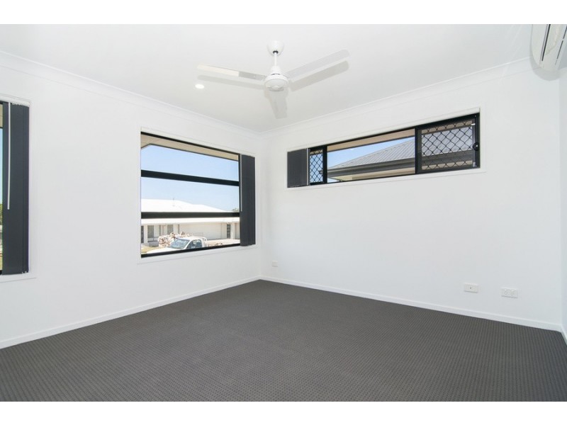 43 Baldwin Crescent, Pimpama QLD 4209
