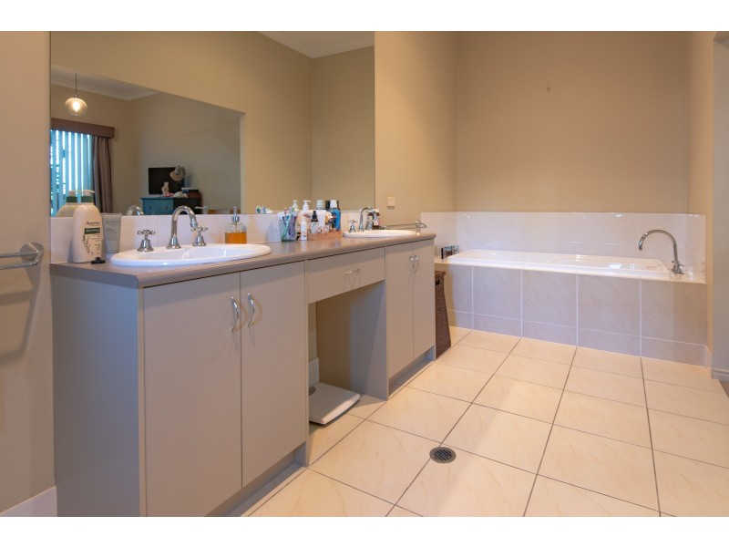 20 Piccolo Street, Coomera Waters QLD 4209