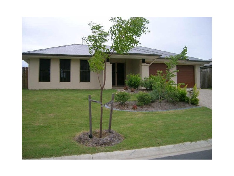 15 Monarch Avenue, Upper Coomera QLD 4209