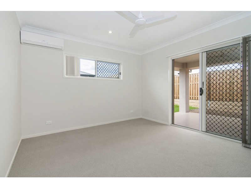 45 Longstaff Crescent, Pimpama QLD 4209
