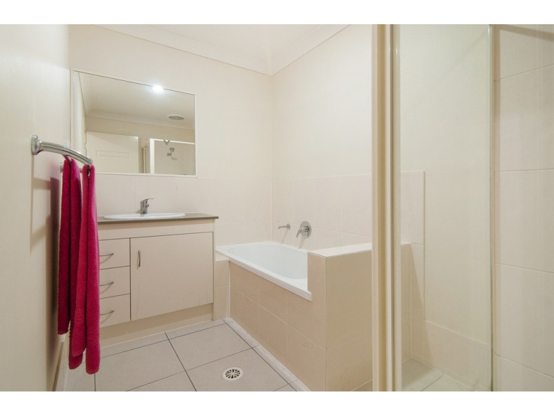 1/35 Blossom Street, Pimpama QLD 4209