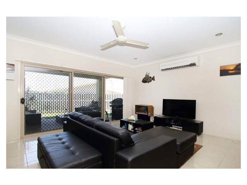 3 Paradise Drive, Coomera QLD 4209