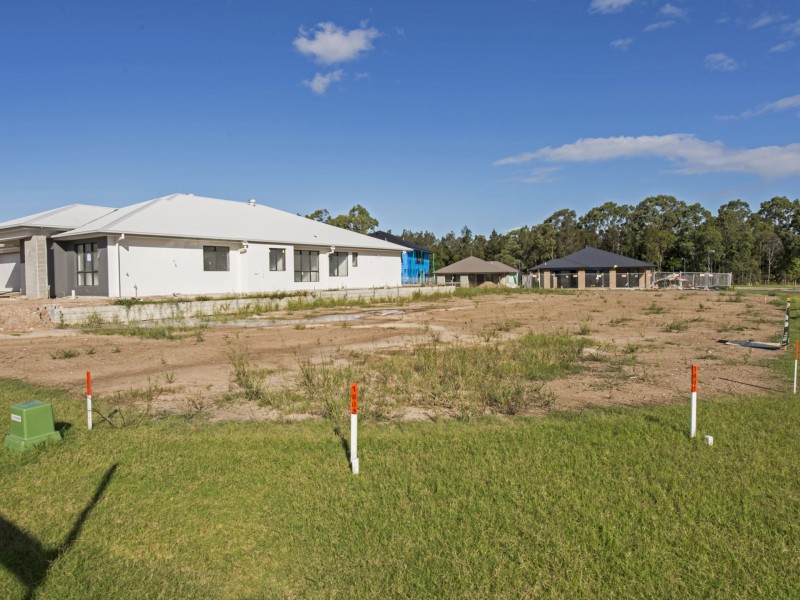 8 Morna Place, Coomera Waters QLD 4209