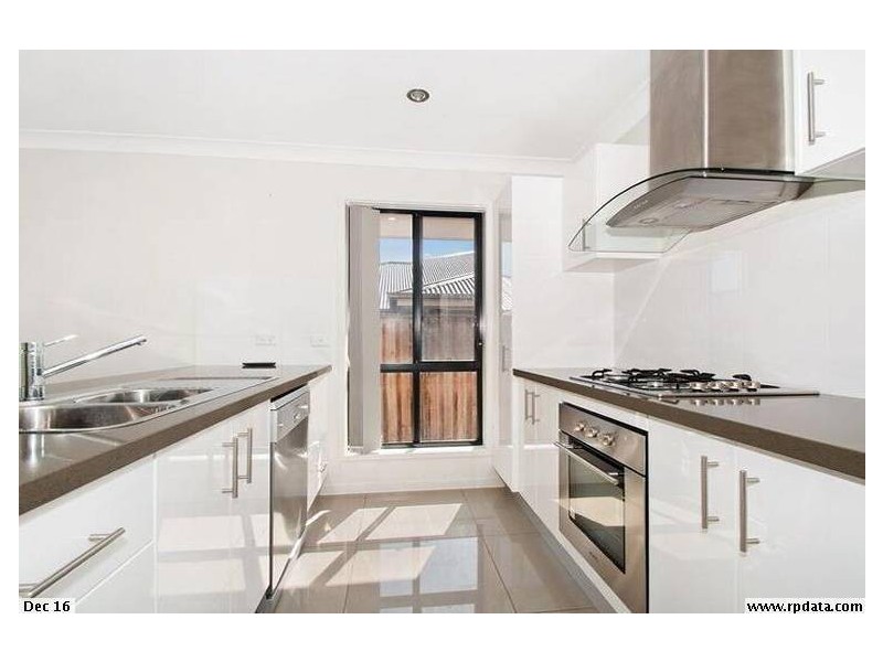 3 Ningaloo Drive, Pimpama QLD 4209