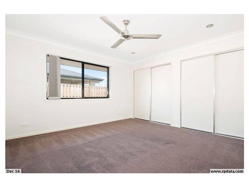3 Ningaloo Drive, Pimpama QLD 4209