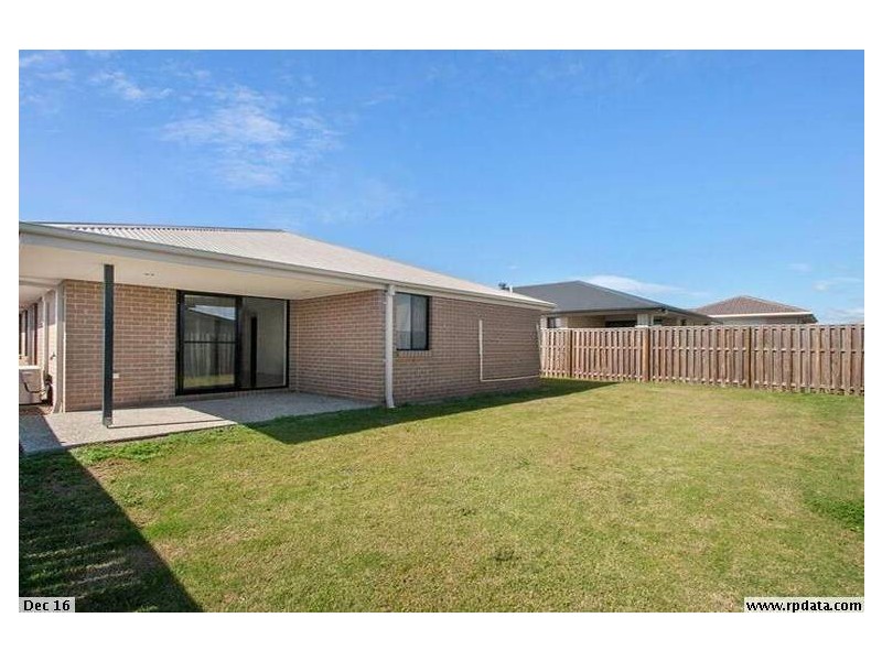 3 Ningaloo Drive, Pimpama QLD 4209