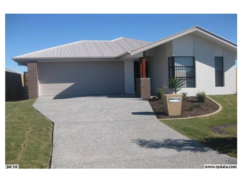 3 Ningaloo Drive, Pimpama QLD 4209