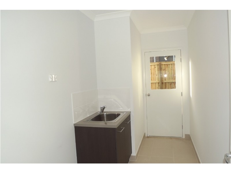 22 Butcher Bird Circuit, Upper Coomera QLD 4209