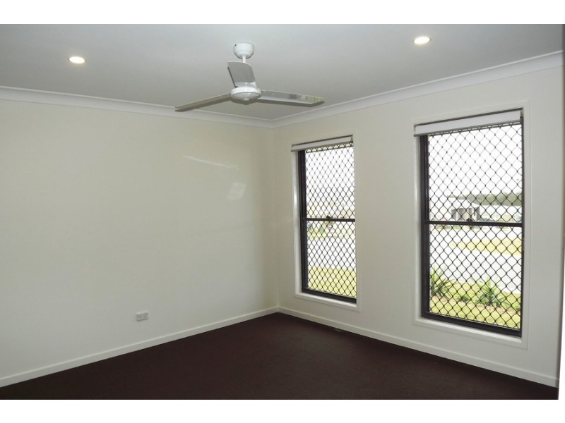 1 McWilliam Street, Pimpama QLD 4209
